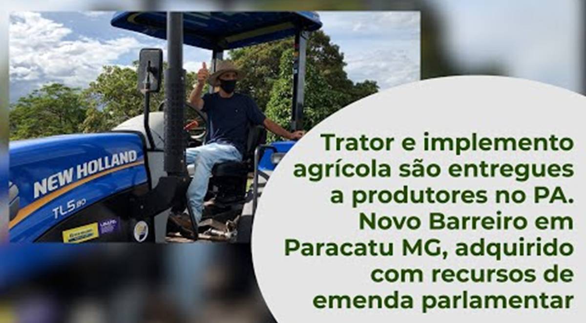 Trator e implemento agrícola são entregues a produtores no PA Novo Barreiro em Paracatu MG